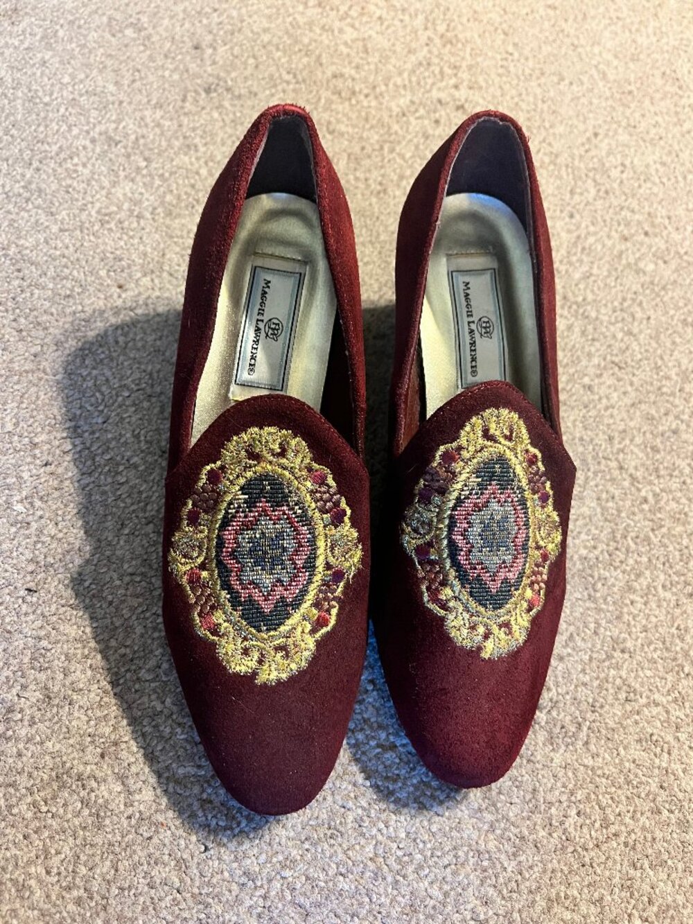 Maggie Lawrence Burgundy Suede Embroidered Block Heel Loafers Size 7